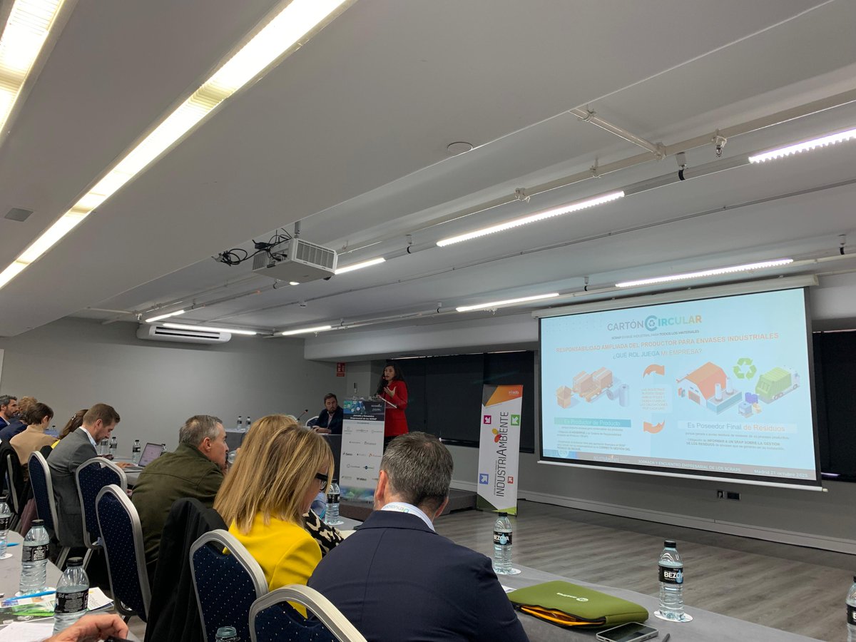 Carton_Circular's tweet image. 🤝 Colaboración institucional y mejora normativa: también ha ofrecido la colaboración del sector a la Administración para adaptar la normativa a la realidad actual, especialmente en la codificación LER, clave para cumplir los objetivos ambientales.
#CartónCircular #JornadaSCRAP