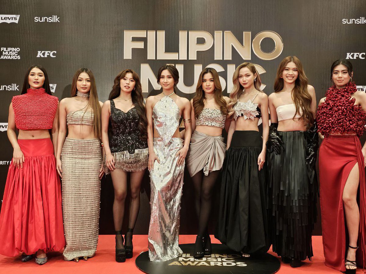 Jho_amity's tweet photo. THE QUEENS!!! OUR NATION’S GIRL GROUP, BINI 🌸

BINI SHINES AT THE FMA  

#BINIAt1stFMA #BINI https://t.co/5ii7qmgWIH