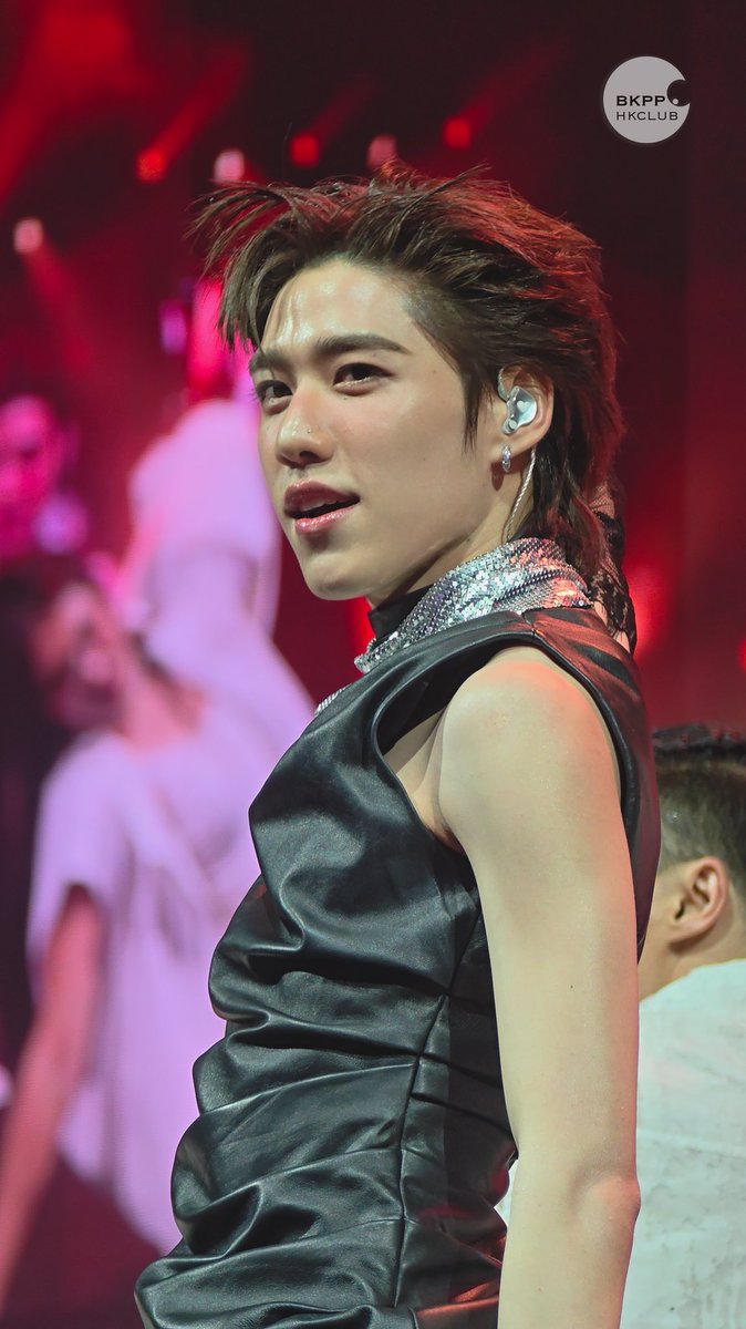 Just want to share a photo of PP Krit 🤍 that I really love. 

#MostInfluentialArtistxPPKrit 
#JTMNVibesxPPKrit 
#JOOXTOPMUSICNIGHT 
#PPKritt