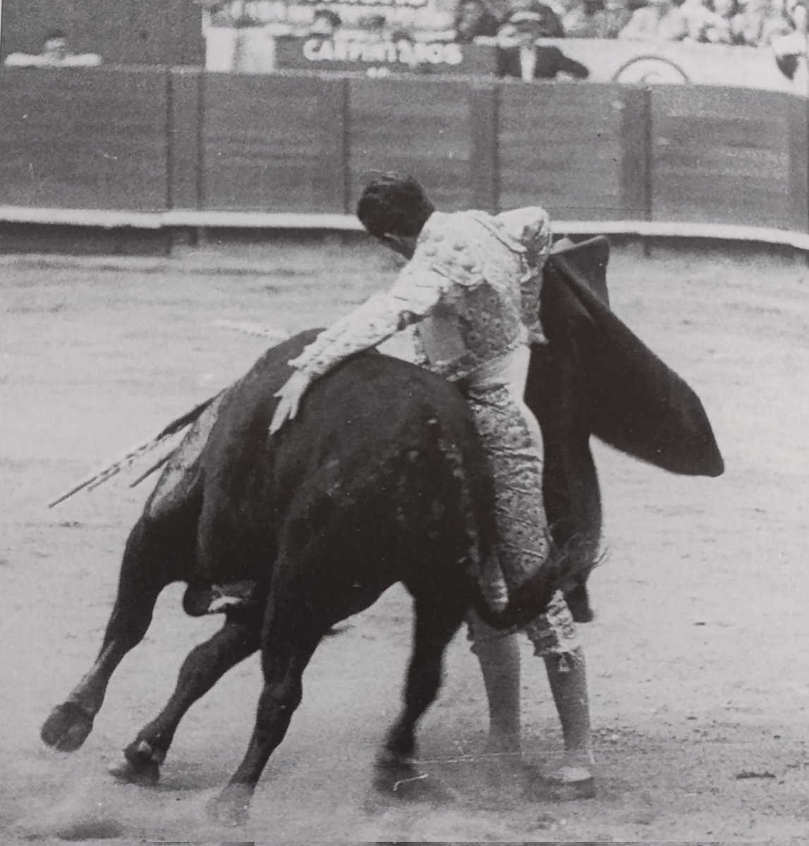 "Manolete había nacido para reinar"
- Ricardo García «K.HITO»