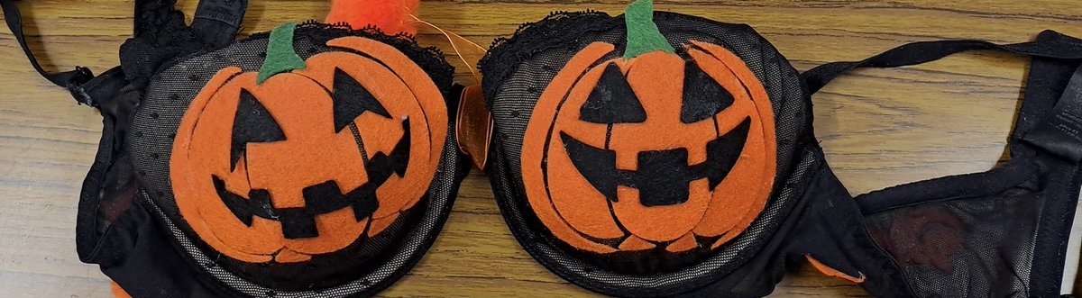 🎃 Bra Arswydus! 👻
Dewch i ddigwyddiad Ymwybyddiaeth Canser y Fron <a href="/_HAHAV_/">HAHAV Hospice at Home Ceredigion</a> Ceredigion fory 💗
📍 Capel Gosen, Rhydyfelin
🕥 10.30yb – 3yp | 22 Hyd
Cefnogaeth 🤝 Cyngor 💬 Caredigrwydd 💕 

#CanserYFron #HAHAV #Ceredigion #Cefnogi #Ymwybyddiaeth #Arswydus #CalanGaeaf 🎃🎗️