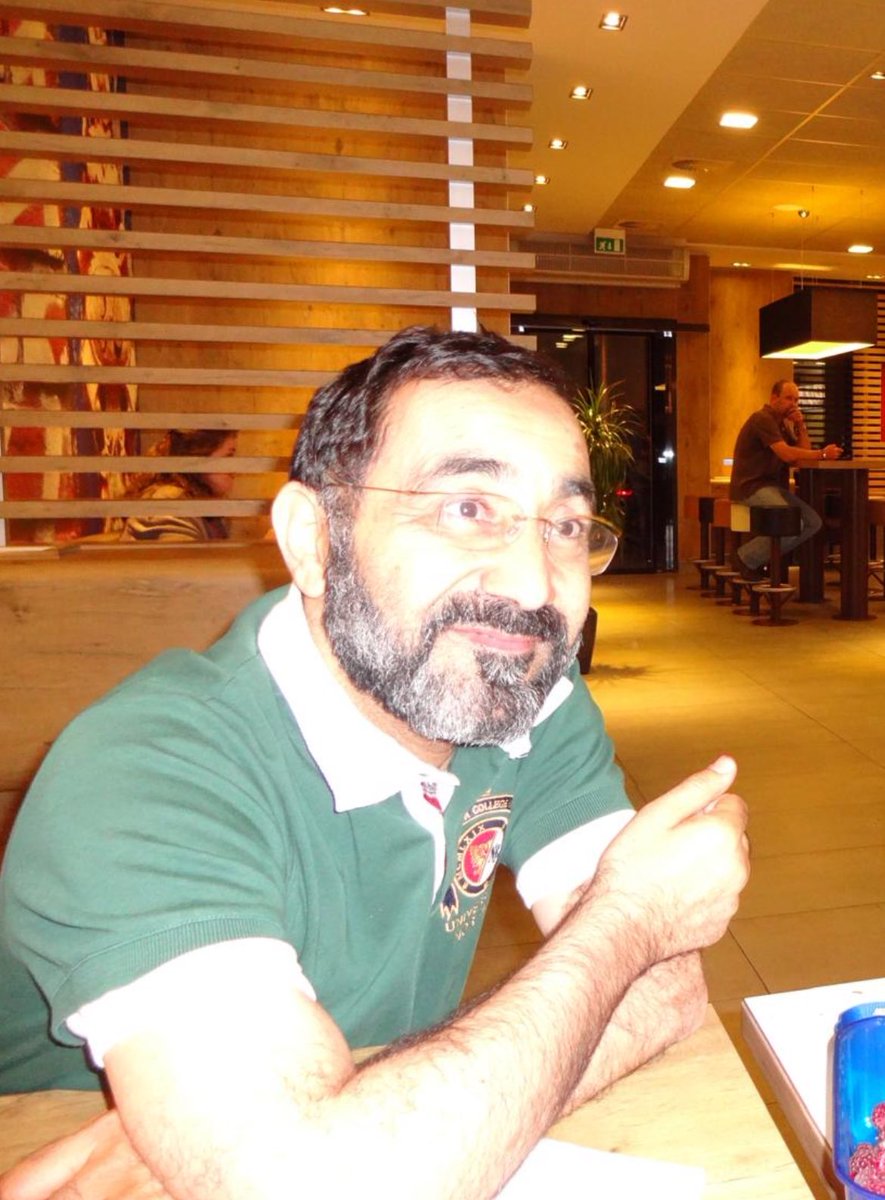 سقى الله مبسم ابوي محمد من نهر الكوثر وجعل ذاك الوجه البشوش الحنون في أعلى جنان الخلد مبتسماً فرحاً مسروراً مطمئناً يارب ❤️