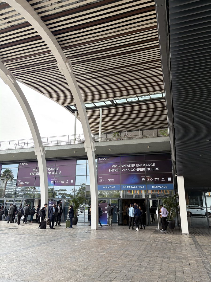 MWCHub's tweet image. We are open! 🎉 
Don’t forget to tag us in all of your posts using #MWC25 📸 
@RwandaICT @RCBrwanda