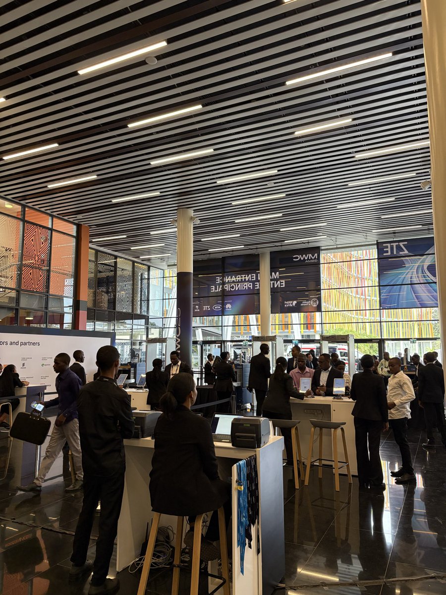 MWCHub's tweet image. We are open! 🎉 
Don’t forget to tag us in all of your posts using #MWC25 📸 
@RwandaICT @RCBrwanda