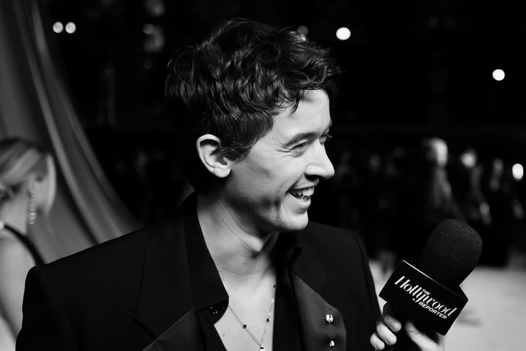 tom blyth's profile was sculpted by canova