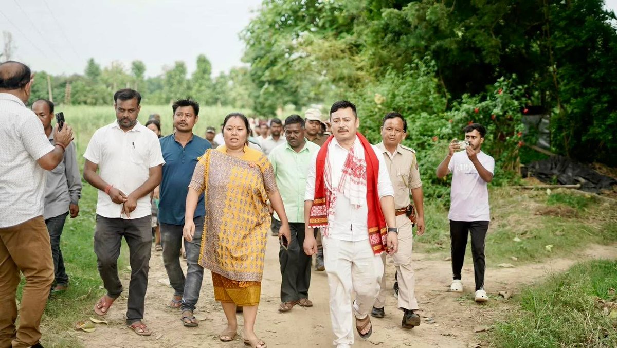 riteshenghi's tweet photo. Happy Birthday to my colleague the Hon’ble EM KAAC, Smt. Rina Terangpi! Wishing you joy, good health, and continued success. May your day be filled with happiness and inspiration! 

@Karbianglongautonomouscouncil https://t.co/FeOuuZMvB4