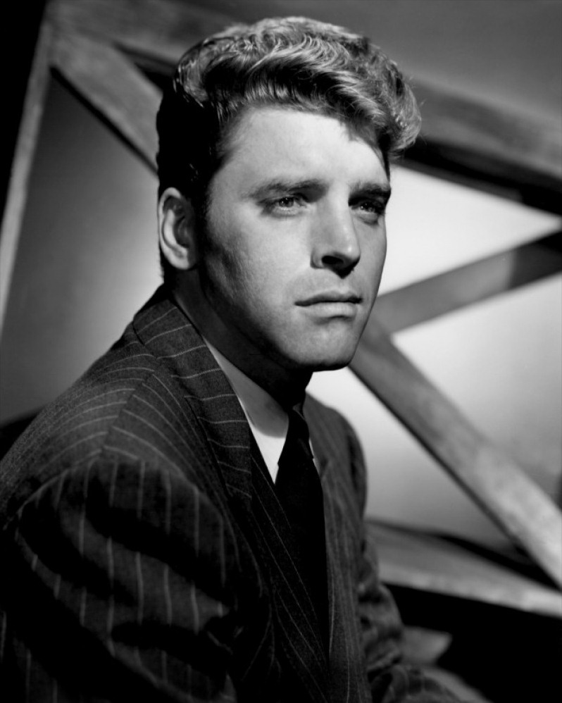 CemeteryGuide's tweet image. Oscar-winning actor, circus acrobat Burt Lancaster (&quot;Elmer Gantry,&quot; &quot;From Here to Eternity,&quot; “The Birdman of Alcatraz,” &quot;Field of Dreams&quot;) died on this date in 1994. He&apos;s at Westwood.