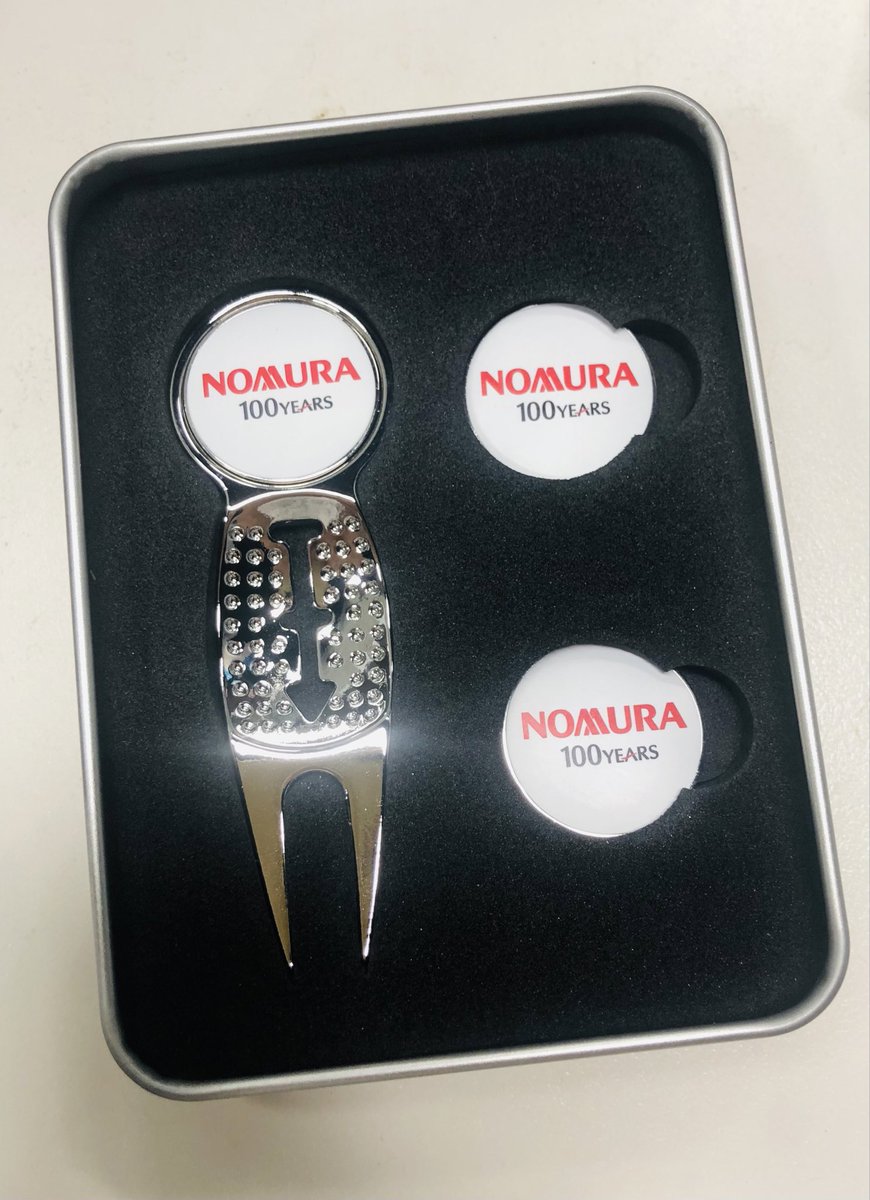 Liongifts2023's tweet image. Silver Golf Divot Tool, Ball Marker Iron Box Set
Custom MOQ is 100units
WhatsApp: wa.me/8618022179927
WeChat: 86-18022179927
Welcome to message us to customize golf gift set you need
#divottool #ballmarker #ironbox #golfgift #golfset #hardenamel #cmyk #uv