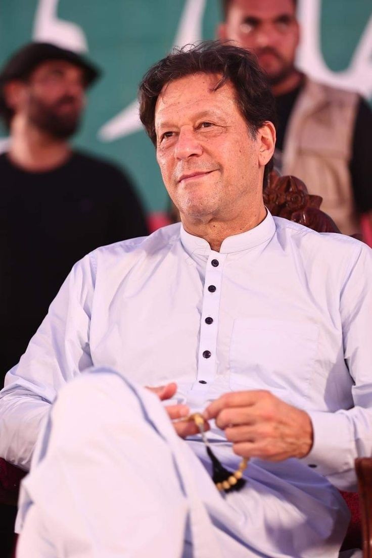 تیرے واسطے ہیں , میری حیات کے سبھی رنگ...
🤌🏻✨
تو جس رنگ میں نکھرے ,اس رنگ کے صدقے....
❤️🙌🏻

Rt 🔄