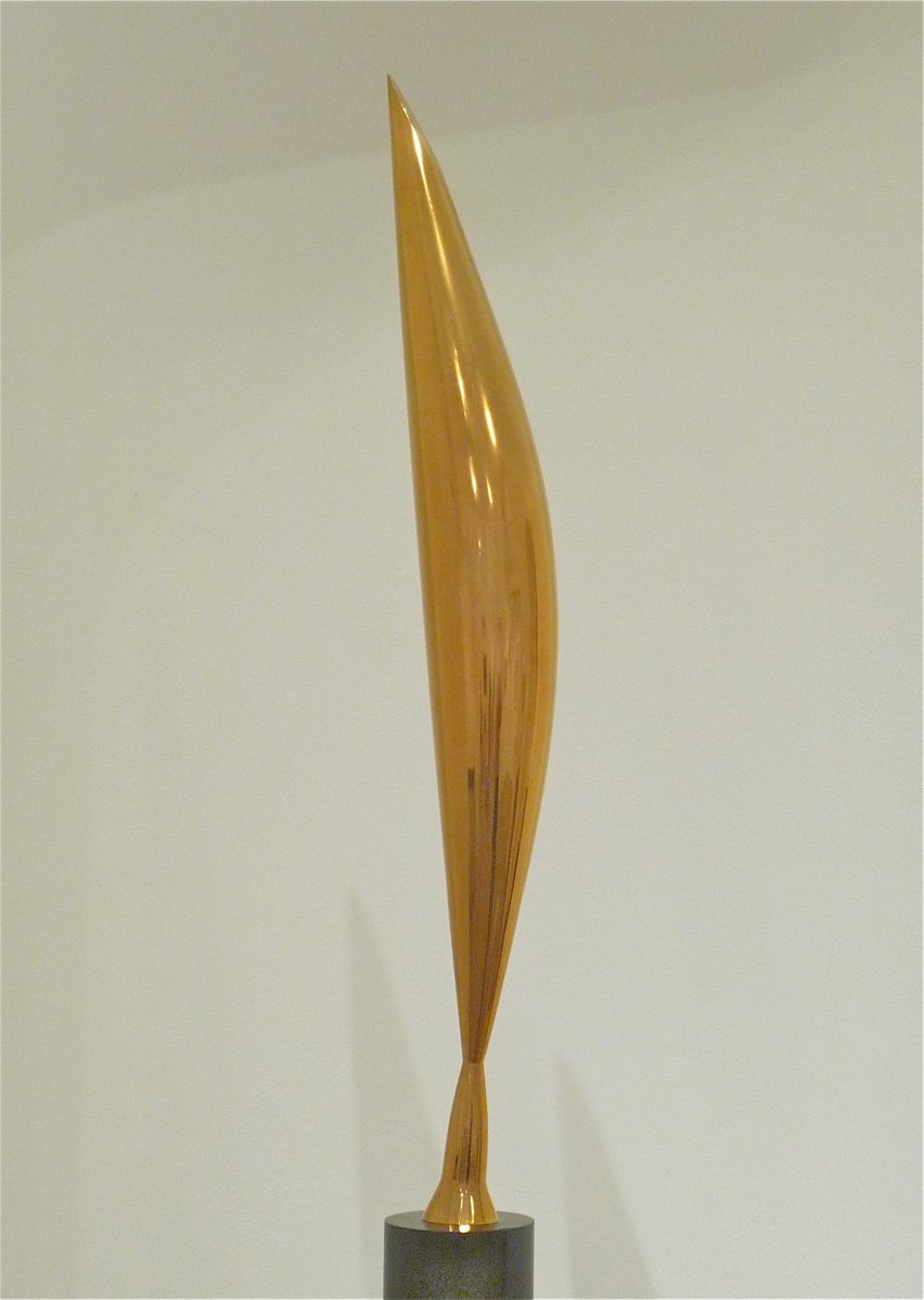 shokunin_dev's tweet image. Freedom in Four Arts
Cassatt - A Woman and a Girl Driving (Painting, 1881)
Brâncuși - Bird in Space (Sculpture, 1923)
Beethoven - Ode to Joy (Music, 1824)
Maya Angelou - I Know Why the Caged Bird Sings (Literature, 1969)
#FourVisions #Freedom #CodingIsArt