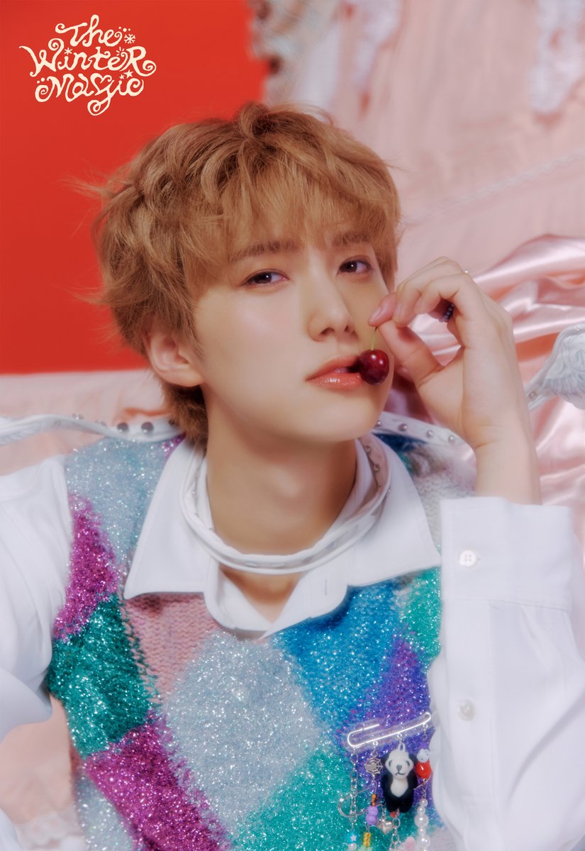 CONCEPT PHOTO ❄️:*･ﾟ
: Sweet Cake ver.
#TAKUMI

INI WINTER SINGLE
"THE WINTER MAGIC"
2025.11.19 RELEASE

#INI #INI_THE_WINTER_MAGIC 
#ウィンマジ 
#尾崎匠海 #OZAKITAKUMI