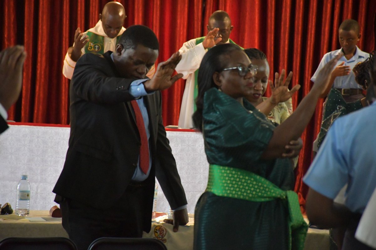 We're all in for this as we invoke the Lord's intervention, praying for knowledge and wisdom for our candidates as they write their final <a href="/UNEB_UG/">Uganda National Examinations Board</a> exams.

Be known by works.... 
Inspiring team commitment.... 
#DedicationService2025
#UACE

<a href="/MakerereCollege/">MAKERERE COLLEGE SCHOOL</a> 
<a href="/MacosRugby/">Macos Rugby</a> 
<a href="/Macosa_/">MACOSA</a>