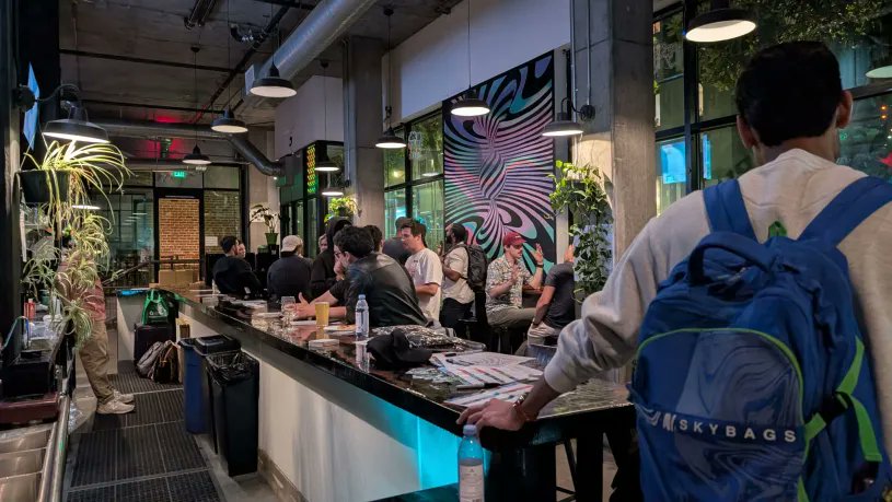 deskree_backend's tweet image. Recently, we had a happy hour that was 🔥
Teamed up with @DataRecce + @posthog , and @googlecloud pulled up with ice cream 🍦
Good drinks, great convos, brilliant engineers.
#TechTwitter #DataEngineering #CloudComputing #StartupLife #DevCommunity #InfraTalks #Networking