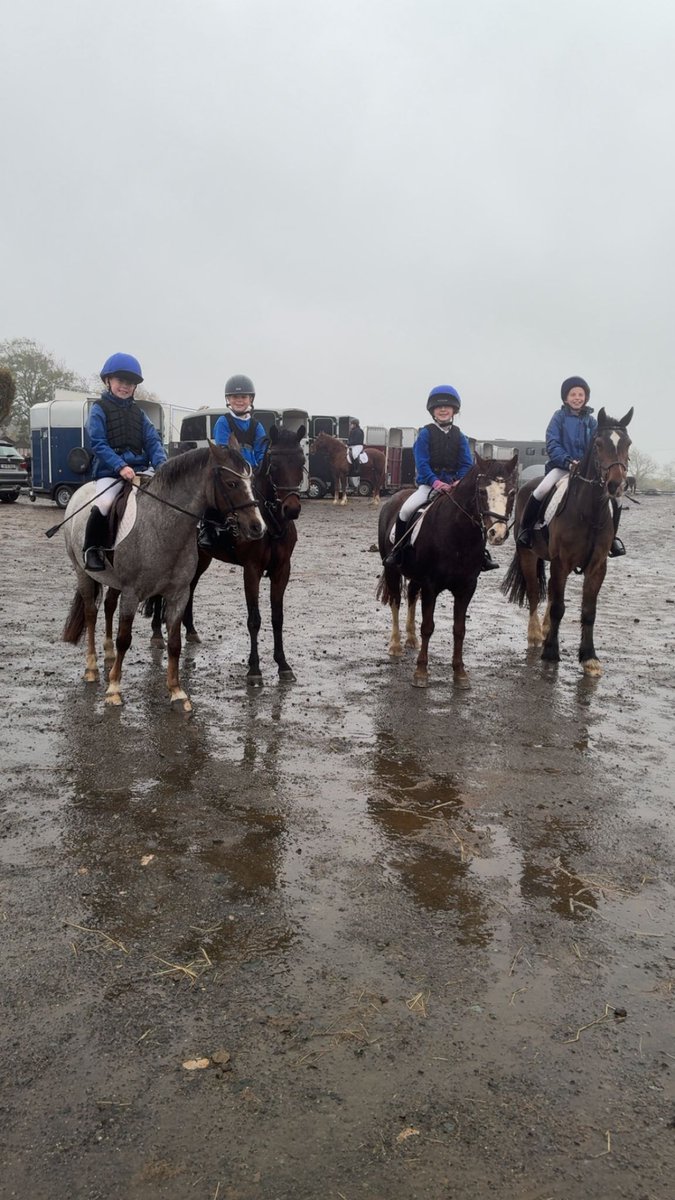 A huge well done to Ms Barry and both our equestrian teams who did us proud at Wexford Equestrian. Our seniors came first .Well done, Sadhbh, Annie ,Billy, and Gracie !The Jnrs came fourth.Pippa , Thea ,Aria, and Alby !Super achievements by both teams !