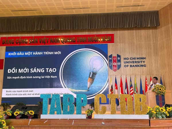CTModulex1's tweet image. 🎓 CT GROUP AWARDS “NURTURING FUTURE SCHOLARS 4.0” SCHOLARSHIP WORTH 500 MILLION VND TO STUDENTS OF HO CHI MINH CITY UNIVERSITY OF BANKING
#CTGroup #HUB #Hocbong #Tiepsuctrangnguyen