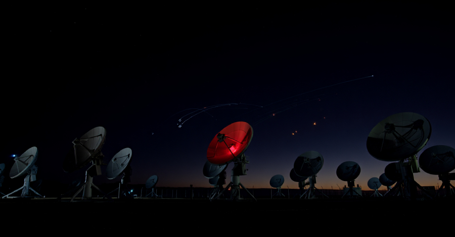 The Hacker News tweet media