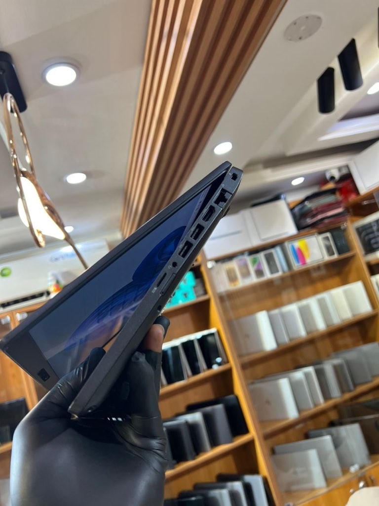 wtf_rema's tweet image. DELL LATITUDE 4500/5490/5400
Intel®️ Core™️ i5-8350U (8th Gen, vPro) | Base @1.70GHz | Max Turbo @3.60GHz
•DISPLAY
•13.3 FHD
•16B DDR4 Ram
•256GB SSD
GRAPHICS
Intel®️ UHD Graphics 620 (Shared up to 8GB)
KEYBOARD💡
Windows 10 Pro
USB Type C
Charger🔌
GHc 3.5k
☎️0241636577