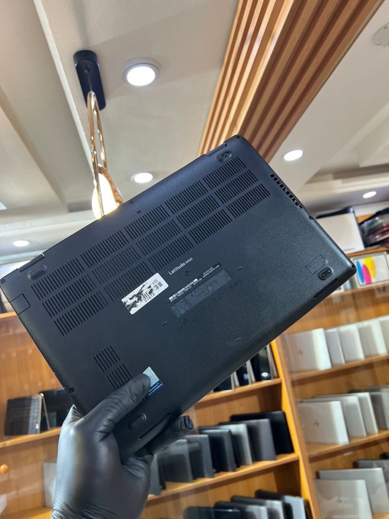 wtf_rema's tweet image. DELL LATITUDE 4500/5490/5400
Intel®️ Core™️ i5-8350U (8th Gen, vPro) | Base @1.70GHz | Max Turbo @3.60GHz
•DISPLAY
•13.3 FHD
•16B DDR4 Ram
•256GB SSD
GRAPHICS
Intel®️ UHD Graphics 620 (Shared up to 8GB)
KEYBOARD💡
Windows 10 Pro
USB Type C
Charger🔌
GHc 3.5k
☎️0241636577