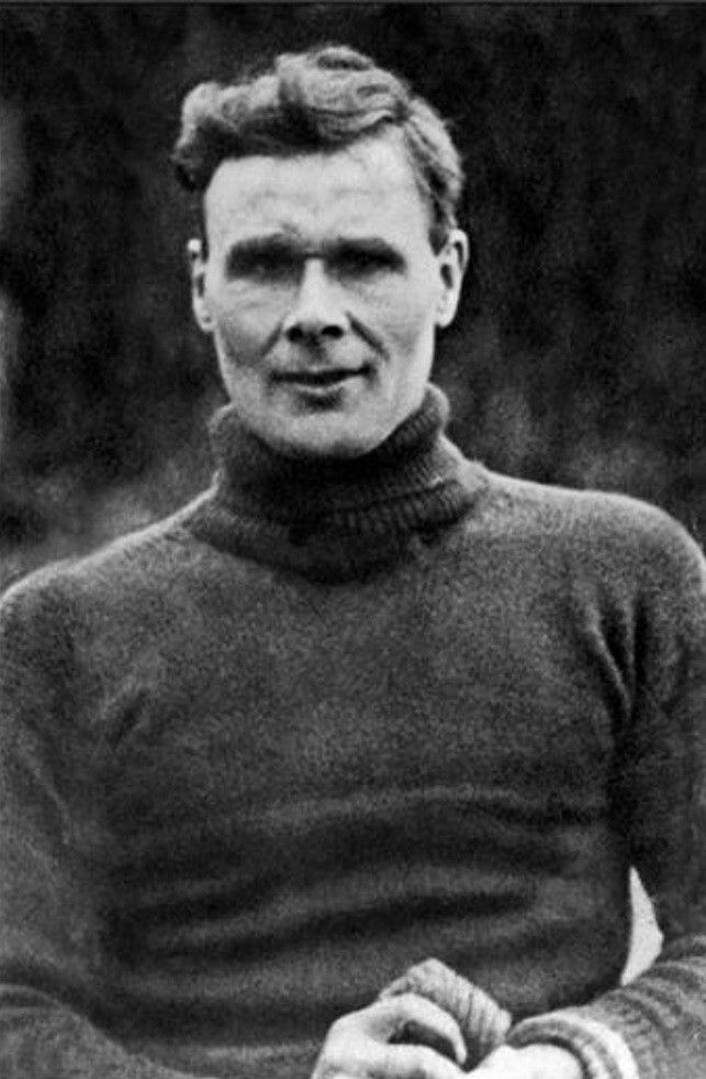 LFChistory.net (@lfchistory) on Twitter photo Sam Hardy made his Liverpool FC debut on 21 October 1905, as the Reds beat Nottingham Forest 4-1 at Anfield. He was a fine goalkeeper who helped Liverpool win the title in 1906 and he was a first-choice until certain Elisha Scott arrived at the club. Sam Hardy made his Liverpool FC debut on 21 October 1905, as the Reds beat Nottingham Forest 4-1 at Anfield. He was a fine goalkeeper who helped Liverpool win the title in 1906 and he was a first-choice until certain Elisha Scott arrived at the club.