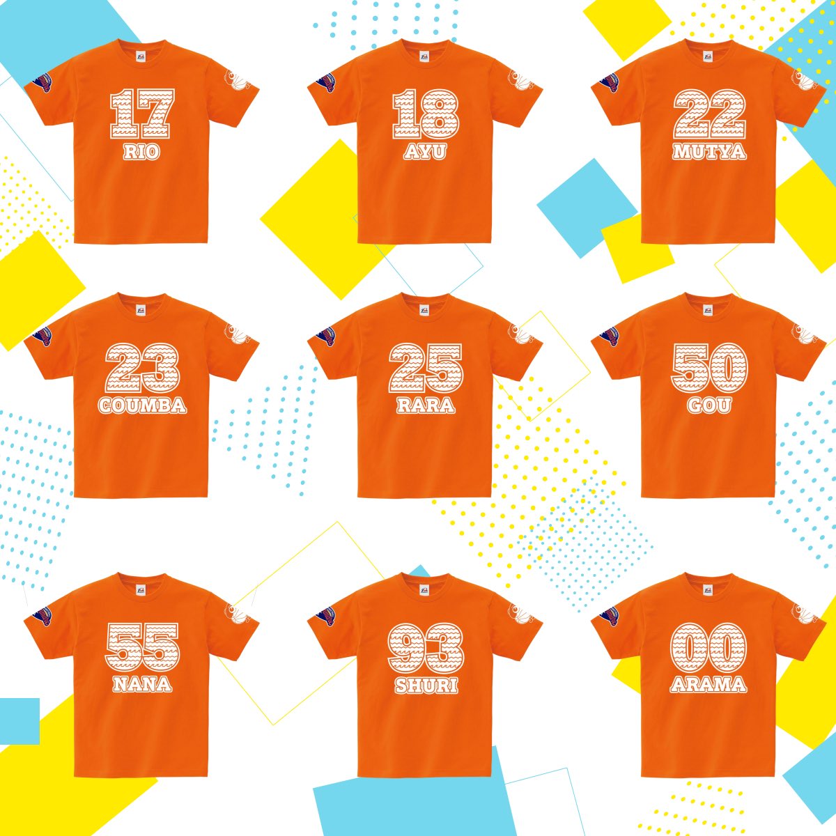 aranmare_basket's tweet photo. 🍊NEW GOODS information🍊

ホーム開幕戦を前に今日と明日、
新商品をご案内いたします💁‍♀️

本日は、
No.55 ナナ
No.22 ムチャ@aranmare_mutya 
がデザインをした選手個人Tシャツが登場です😆

☝️ポイント1
　背番号の柄には波をあしらいました
☝️ポイント2
　袖にはチームエンブレムとアラマが
☝️ポイント3
　箱推しの方にオススメ！
　アラマもあります！

全身推しコーデで応援しましょう🤍
ＥＣサイトでの販売は
後日ご案内いたします🤍

#アランマーレ
#アランマーレ秋田
#wリーグ