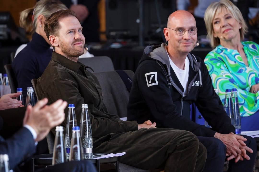 Always_Seb's tweet photo. @F1ToRuleThemAll @mydjarlin You probably saw them by now but there were a couple of pics. https://t.co/9ommBzfGQq