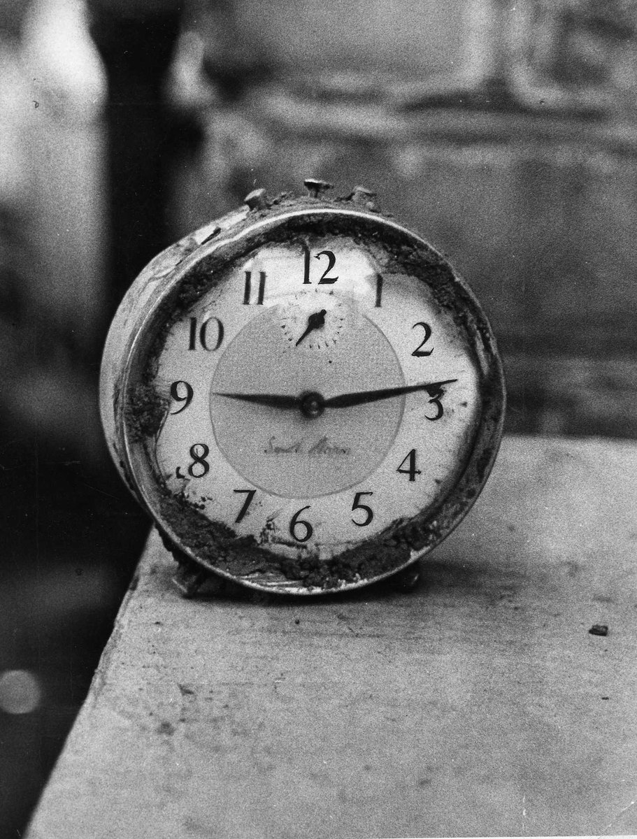"I'r rhai a garwn ac yn galarwn o'u colli"
"To those we love and miss so very much"
#Aberfan 💔