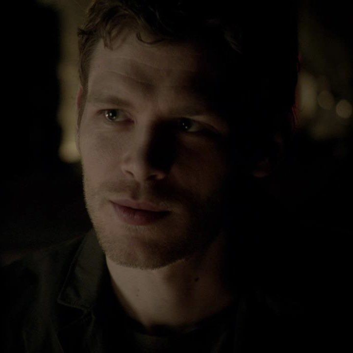 klaus mikaelson was supposed to be a side character but ended up being the main event in tvdu. bro ended damon’s whole aura and klaroline made delena look boring 💀