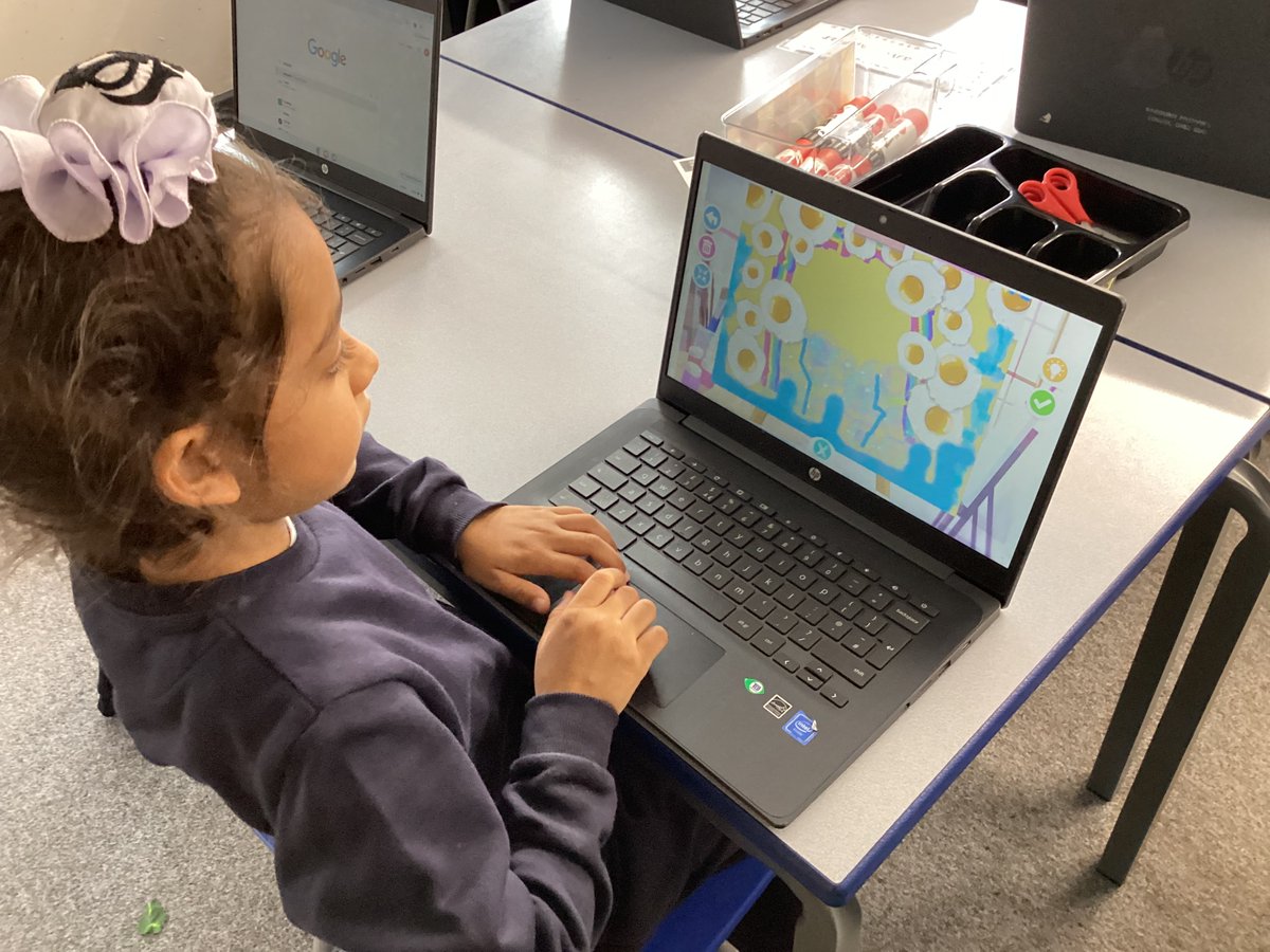 raeburnprimary's tweet image. Year 2 produced amazing artwork to be displayed in our virtual art gallery.  We are practising our username and password for our computing lessons.
#RaeburnComputing
#RaeburnYear2