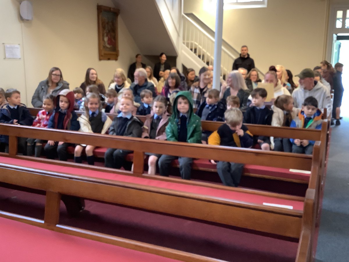 We joined our Y6 buddies and the parish to celebrate the harvest.