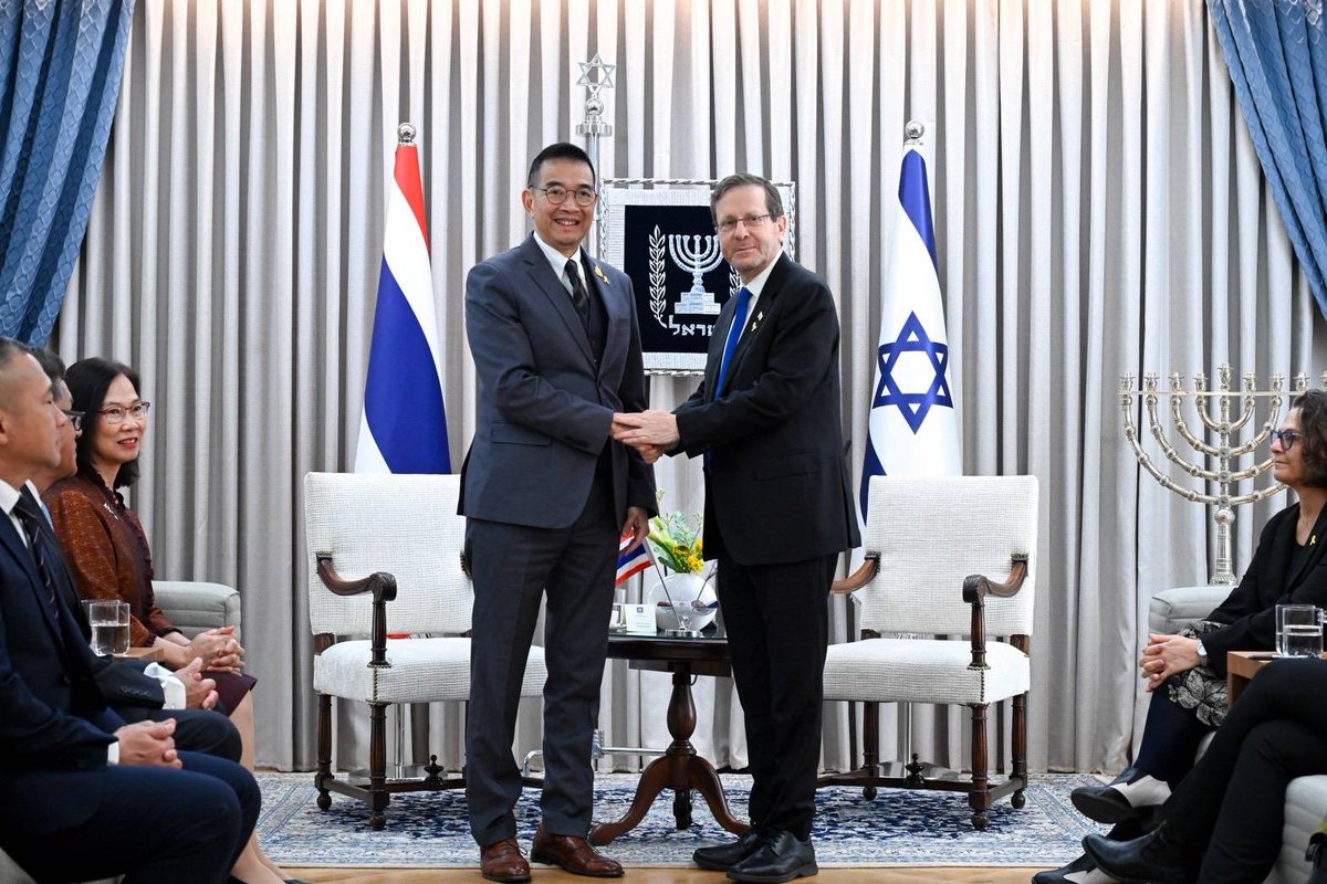 ผมขอแสดงความเสียใจกับครอบครัวคุณ สนธยา อัครศรี ที่สูญเสียบุคคลอันเป็นที่รักไปจากเหตุการณ์สู้รบในตะวันออกกลาง และแม้การสูญเสียที่เกิดขึ้นครั้งนี้จะเป็นเรื่องใหญ่และไม่มีใครอยากให้เกิดขึ้น แต่รัฐบาลภายใต้การนำของท่านนายกรัฐมนตรีแพทองธาร ชินวัตร