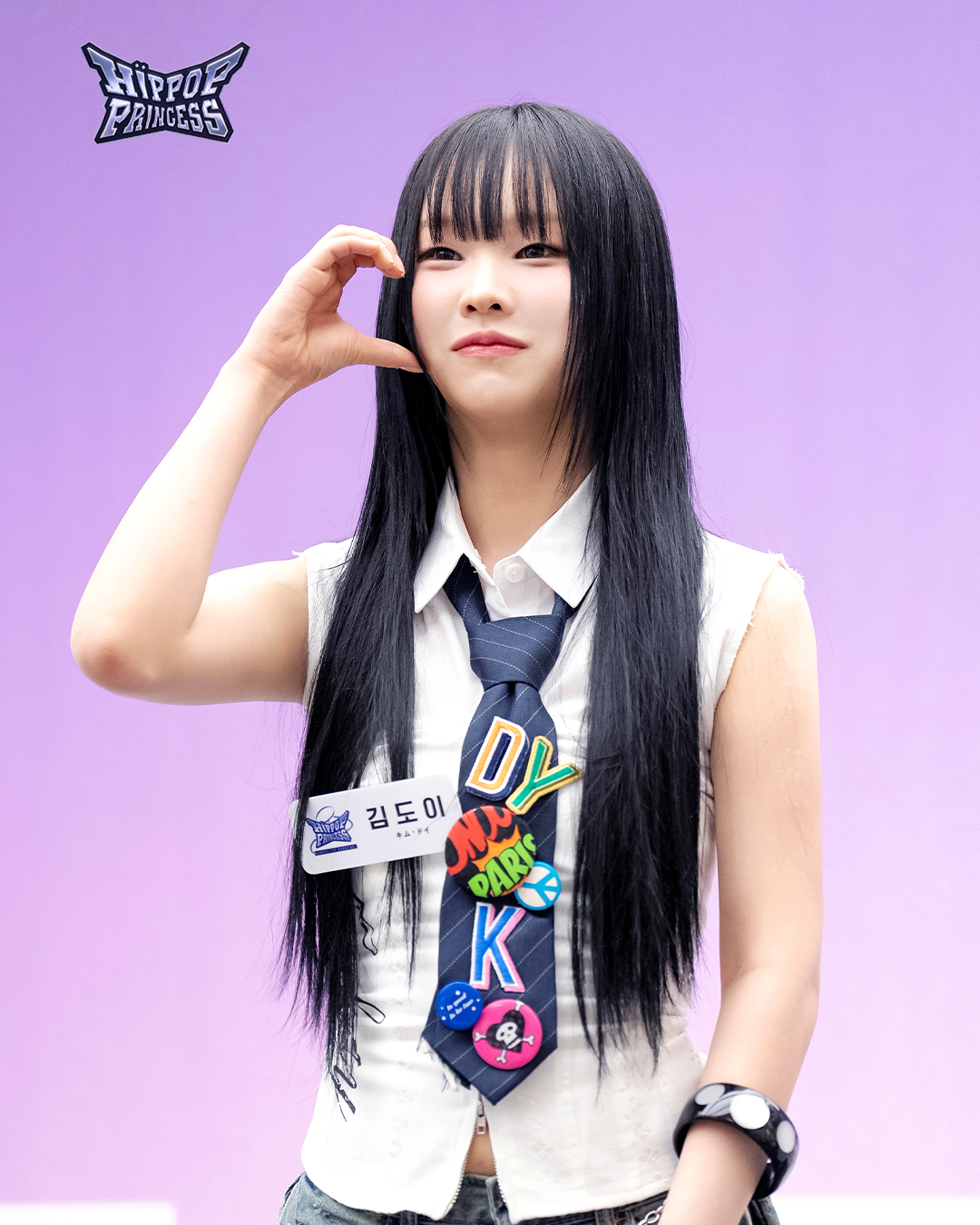 첫방송 전에 전원 핸드마이크 라이브한 쇼케이스 | 인스티즈