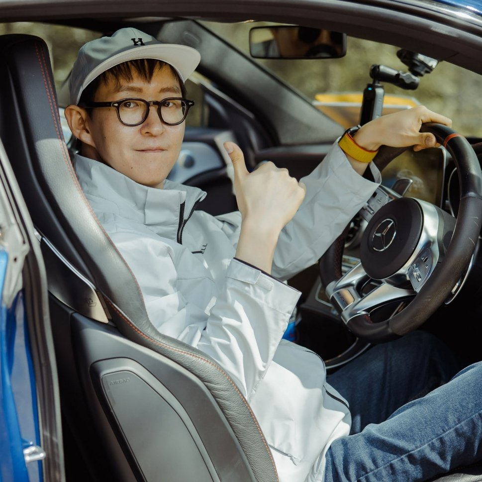 imbcenews's tweet image. 밴드 티어드랍 김상영 사망 "향년 42세" 
#티어드랍 #TEARDROP #김상영 #사망 #암투병 #항암 
#병세악화 #별세 #고인 #명복 #향년42세 #iMBC연예 

21일 티어드랍은 공식 SNS 계정을 통해 김상영의 사망 부고를 전했다. 그는 암 투병을 이어오며 항암 치료를 받던 중 병세가 악화되어 눈을 감았다.