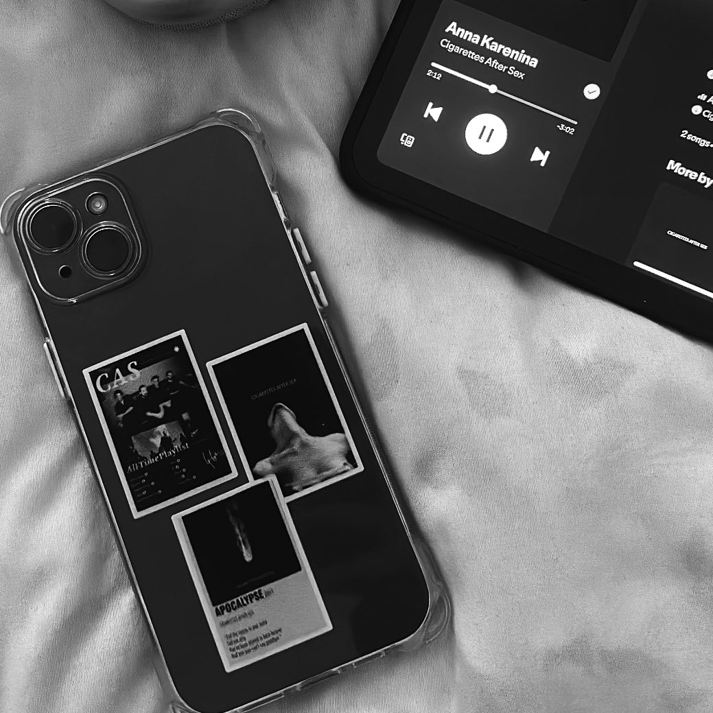 silent6soul_'s tweet image. cas forever🖤🖤