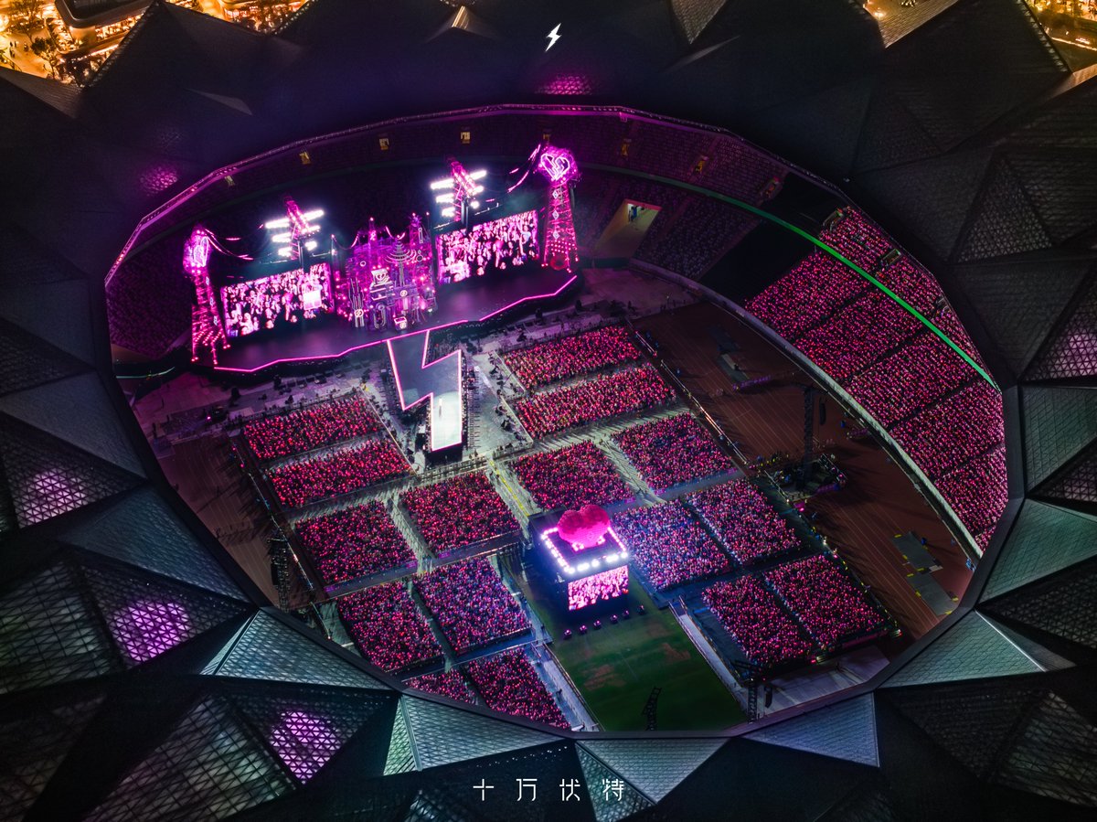 colorlightcloud's tweet image. #Colorlight Concert Case Series：
Wang Sulong&apos;s 100,000 Volts 🔋⚡ 2.0 Tour Concert
Location: Shenzhen Universiade Center Stadium

More:linkedin.com/feed/update/ur…

#Colorlight #ProjectCase #X20 #LEDSolution