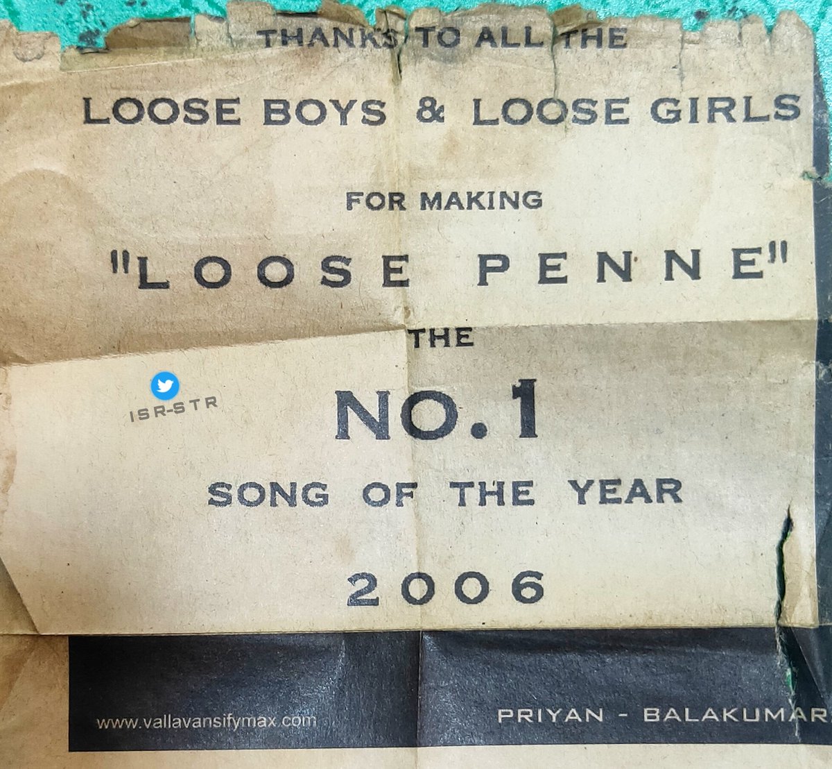 RamSimbuTalks's tweet image. காதலும் காதலின் அழுத்தமும் - வல்லவன்!
#19YearsOfVallavan 
Amazing music from  @thisisysr 

Directorial @SilambarasanTR_ 

#Nayanthara #ReemaSen #Sandhya 
#SilambarasanTR