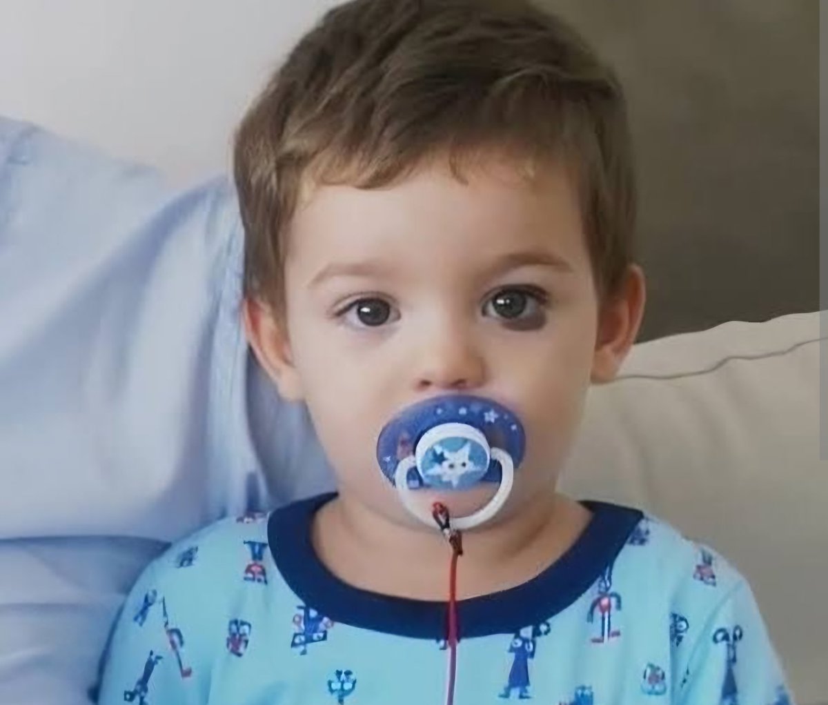 Bebek olarak geldi dünyaya.
Büyüyemedi izin vermediler.
Melek olarak gitti 🪽
#AhmetMinguzziEmsalOlsun