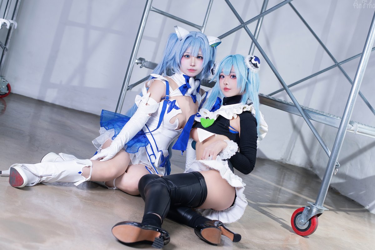 승리의 여신: 니케 - 헨젤 &amp; 그레텔

헨젤 - 종야
그레텔 - 먼지