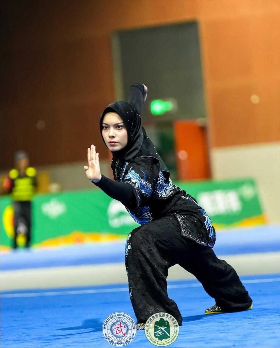 Milli Gururumuz Elif Akyüz 10. kez Dünya Şampiyonu!🥇
14-20 Ekim tarihleri arasında Çin’in Emeishan şehrinde gerçekleştirilen 10. Dünya Kungfu Şampiyonasında Milli Gururumuz Elif Akyüz 10. Defa Dünya Şampiyonu oldu. Sporcumuza bizlere yaşattığı bu mükemmel gurur için teşekkür