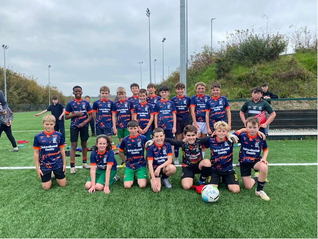FAICork's tweet photo. The 25/26 Cork Primary School Cup competition continues  with a fantastic match between @snbclonakilty and @scoileoinboys. Well done everybody ⚽️😀 @faischools https://t.co/yPaaujI5JM