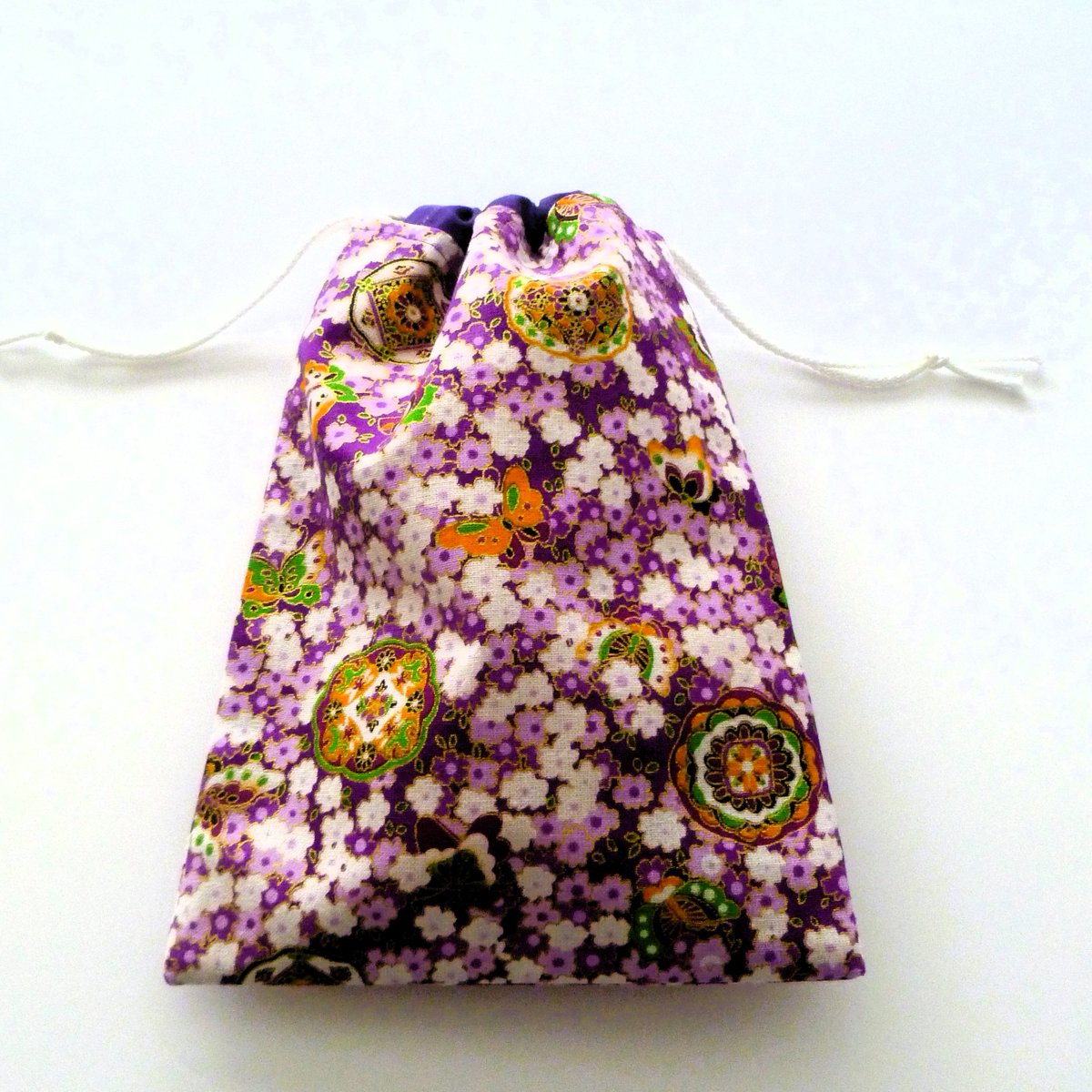 daisychcraftsuk's tweet image. daisychaincraftsukgb.etsy.com/listing/158675…
Handmade cotton drawstring bag.
Store your phone chargers when travelling.
Plus many more uses.
#drawstring #ukmakers #handmade #bag #etsyshop