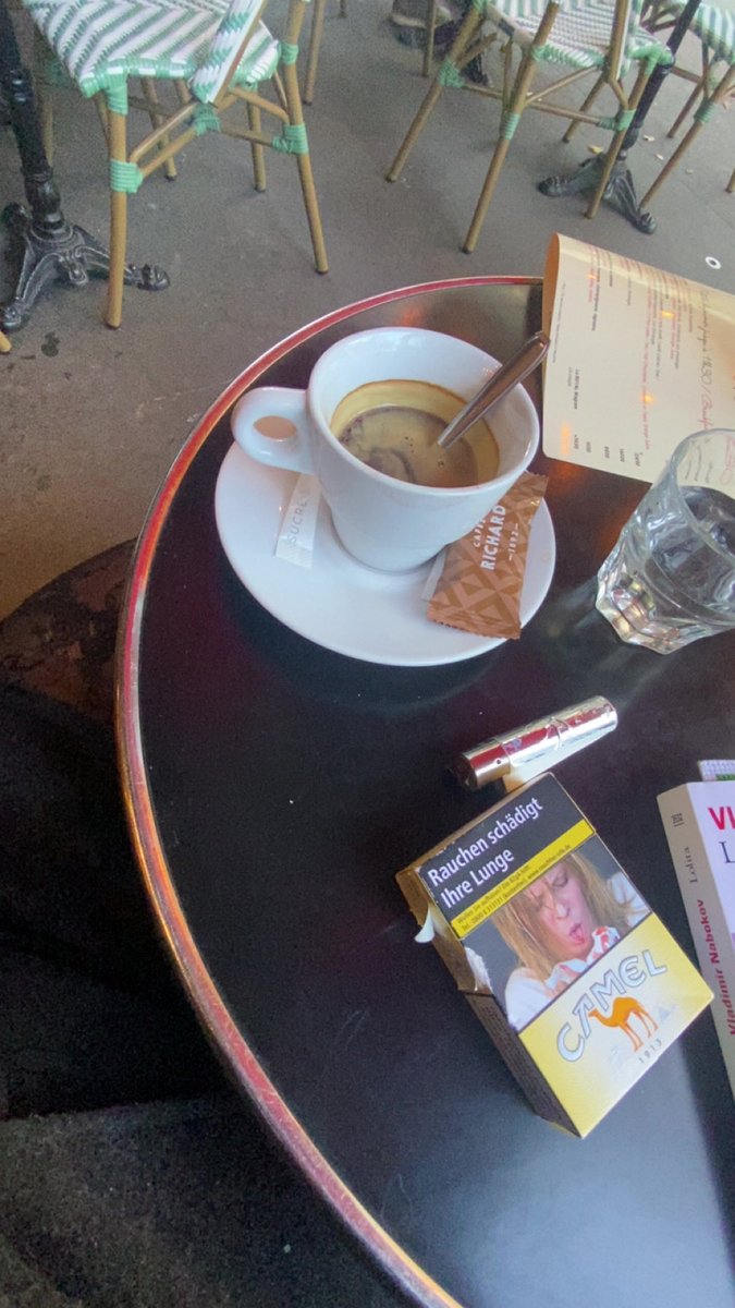 Je fais un peu trop la parisienne en ce moment