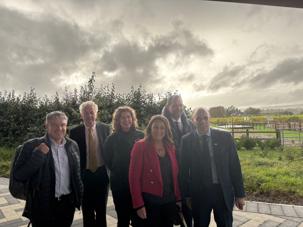 Yesterday’s rain didn’t stop my visit <a href="/niabgroup/">Niab</a> <a href="/NRInstitute/">NRI</a> in East Malling with Cllr Paul King (Cabinet Member for Economic Development &amp; Coastal Regeneration) to learn more about the important funding bid going into Government next February.

We <a href="/Kent_cc/">Kent County Council</a> are determined to