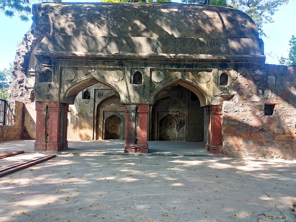 ઉગ્રસેનની વાવ, દિલ્હી.
Ugrasen Ki Baoli, Delhi.
#dekhoapnadesh