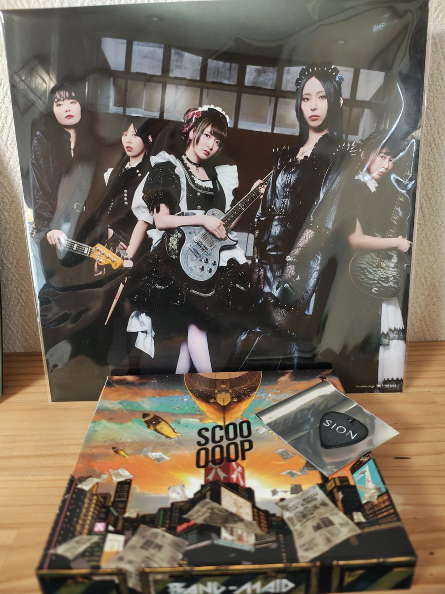 1974ryo's tweet image. #bandmaid new EP #scooooop 3周聴きました♪
せっかくの📀なのに音が悪い！こもってる！俺のステレオの問題やけど‼️お勧めのコンポないかね？ ピックはSIONでした。この曲が印象に残る♪