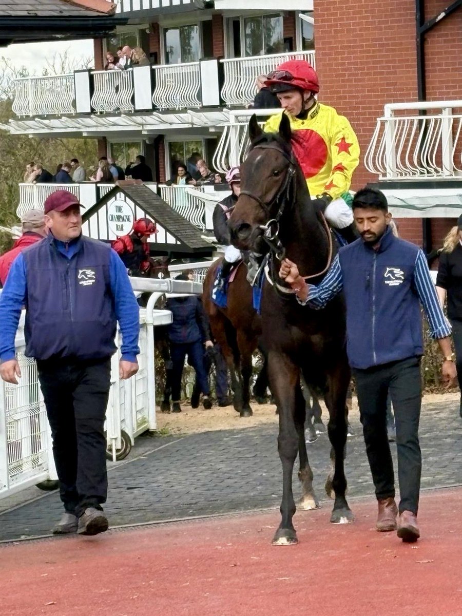 TDE_Syndicates's tweet photo. The 2yo DAYDREAMA runs a good race to finish 3rd 🥉 in the Silver Tankard Listed race at Pontefract #TimEasterby #RealityPartners https://t.co/G0DuIFCg3V