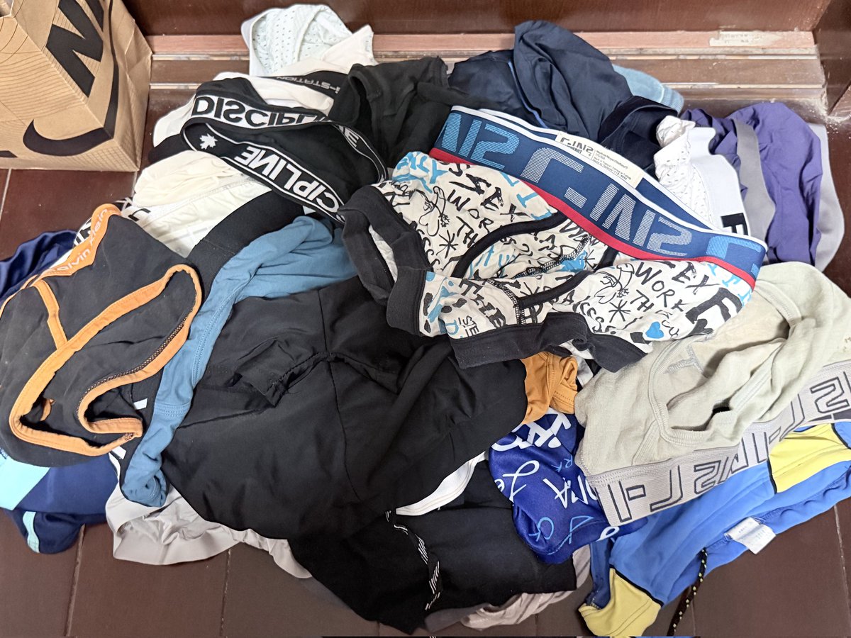 約翰略濃 tweet media