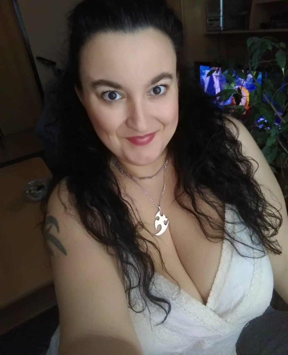 Çatır çatır siken beyler takip etsin Rt yapsın canlarım