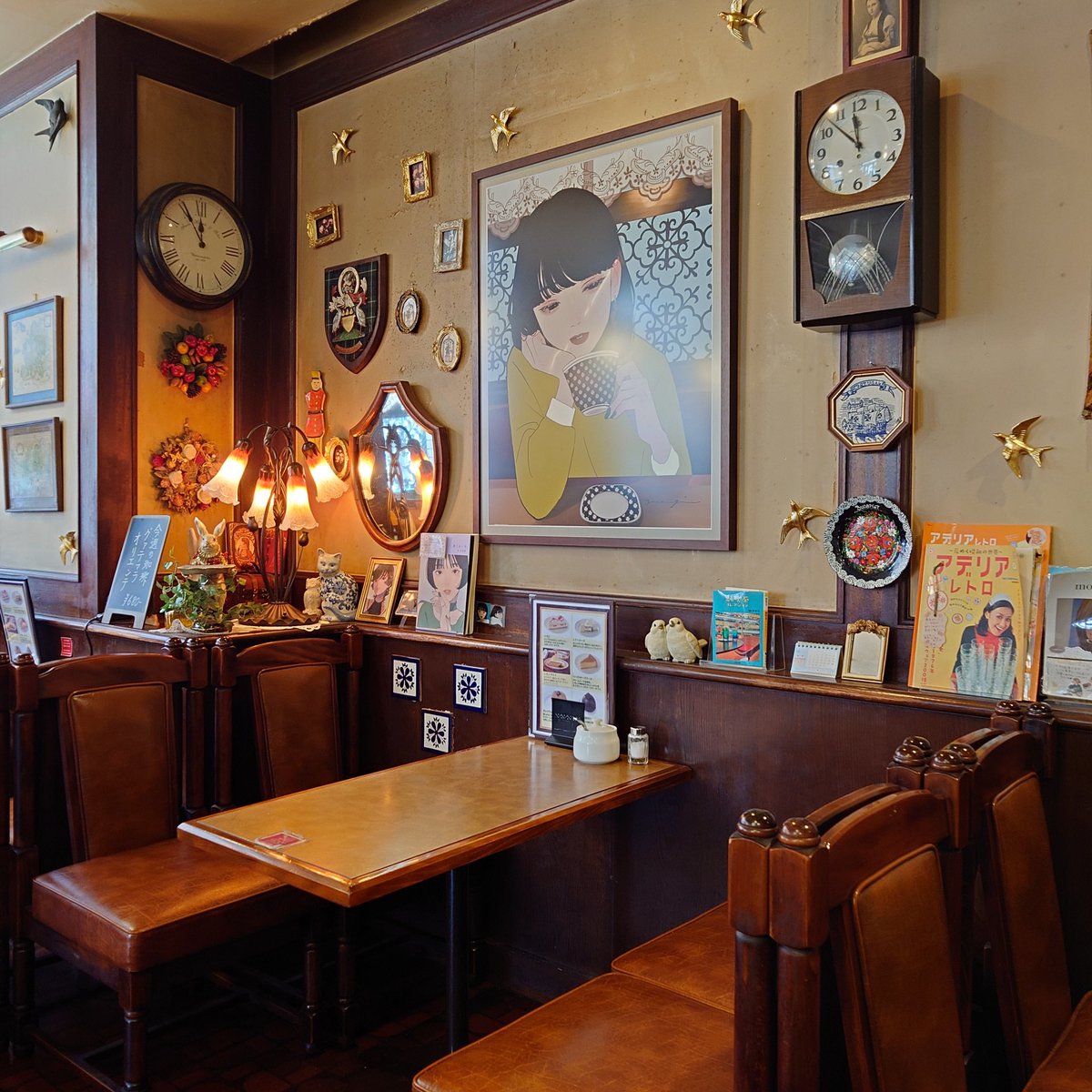 junkissa_mitos's tweet image. 【今日の純喫茶☕01974:ブラウン喫茶デルコッファー(本所吾妻橋、2025年10月21日)】
スカイツリー近くの名純喫茶。
店名はドイツ語でトランクの意味。
名物のホットケーキとグアテマラ珈琲を美味しく頂きました。
#JapaneseCafe
#ブラウン喫茶デルコッファー