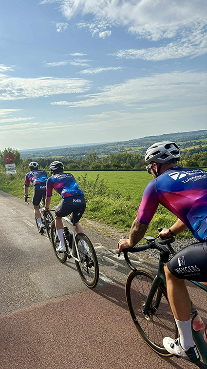 🚴‍♂️ Supporting passion on and off the road…
Proud to back our people beyond the workplace - like our US Sales Manager Rob Mertens and his cycling team, De Flaneerclub.
#TeamSpirit #CyclingCommunity #EmployeeEngagement #LifeAtPickit3D