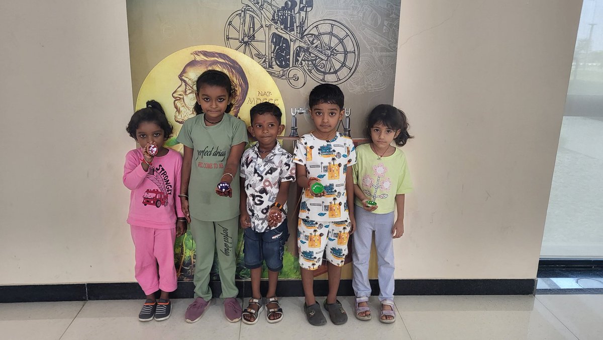 MakwanaBan66575's tweet photo. Diwali just got a whole lot brighter! ✨🔬 Join @RSCBhavnagar for a celebration that's out of this world! Science experiments, fun games, and more await you! #DiwaliFun #NewYearCelebration #ScienceFest #KidsActivities https://t.co/YI2ehh6ddR